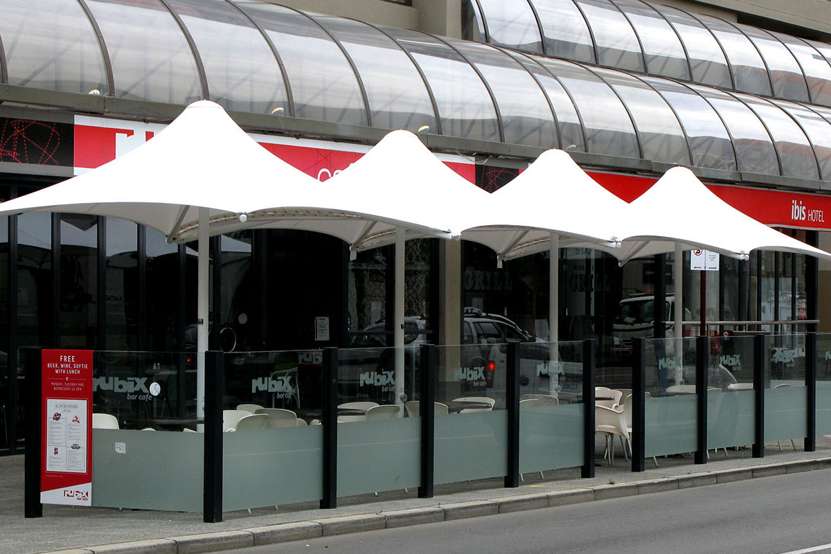 commercial restaurant umbrellas